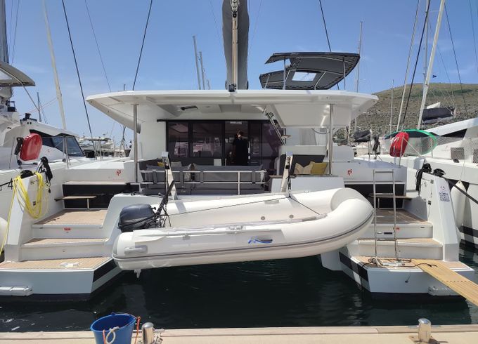 Fountaine Pajot Astrea 42