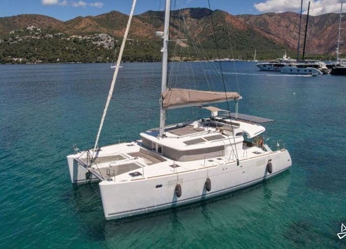 Lagoon 450