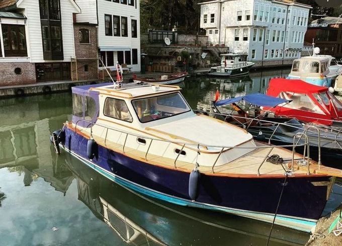 Custom Made Motoryacht
