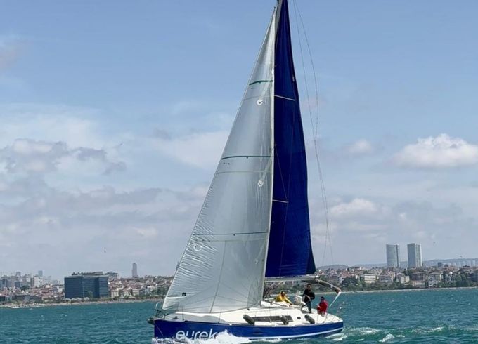 Beneteau Oceanis 37