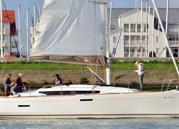 Jeanneau Sun Odyssey 389