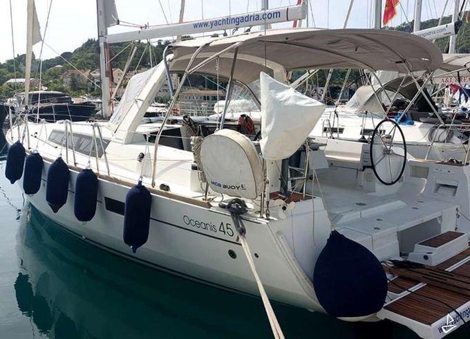 Beneteau Oceanis 45