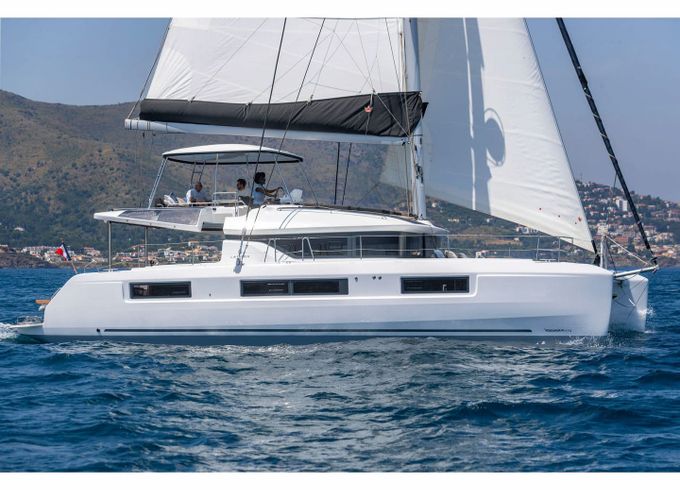 Lagoon 51