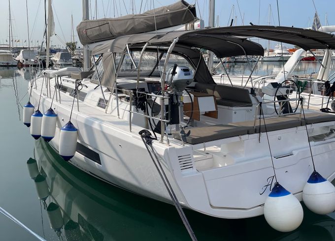 Dufour 470