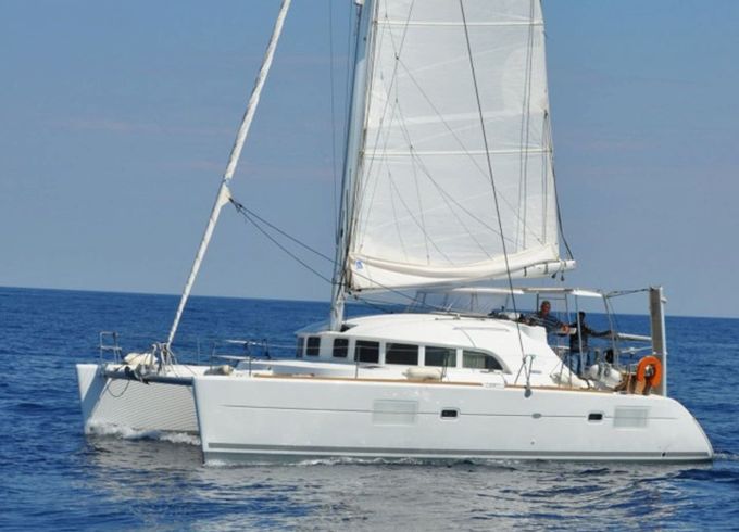 Lagoon 380