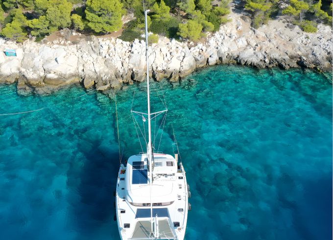 Lagoon 42
