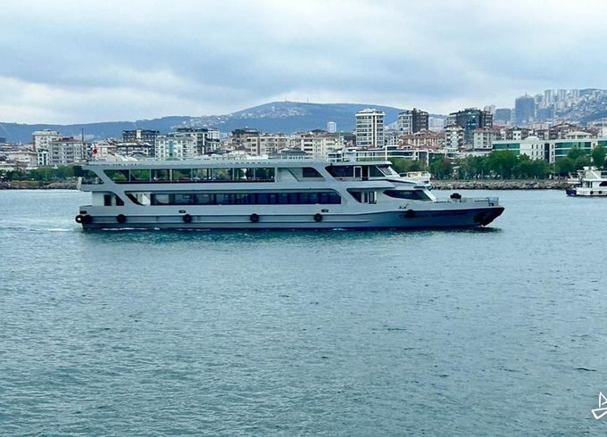 Custom Made Motoryacht
