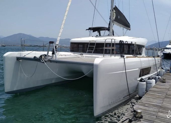 Lagoon 40