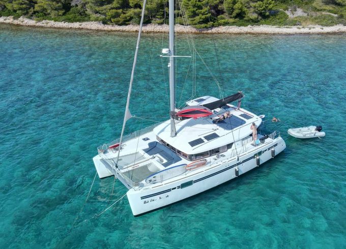 Lagoon 450