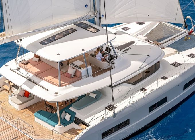 Lagoon 55
