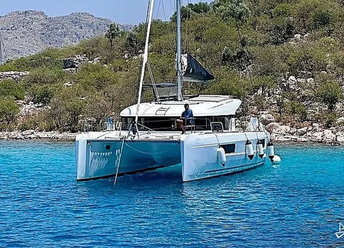 Lagoon 40