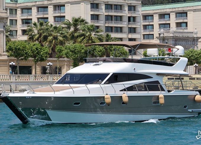 Custom Made Motoryacht