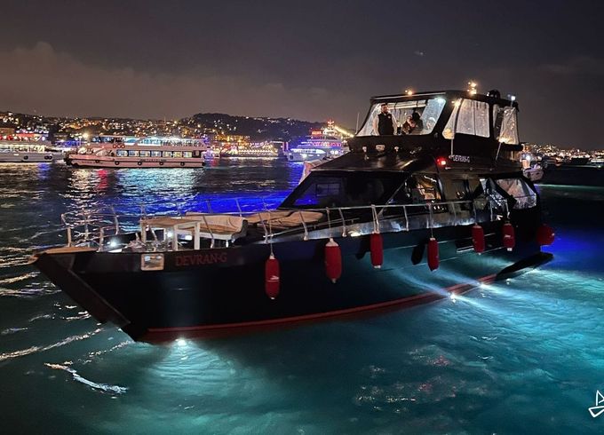 Custom Made Motoryacht