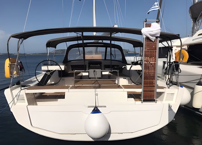 Dufour 470