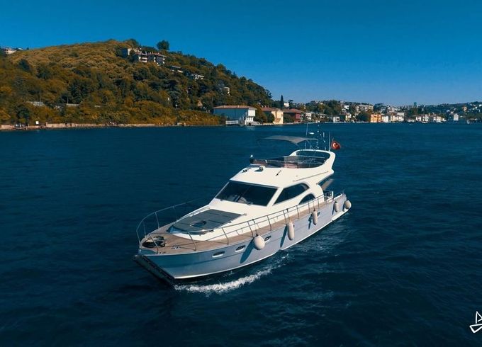 Custom Made Motoryacht