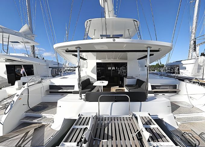 Lagoon 50
