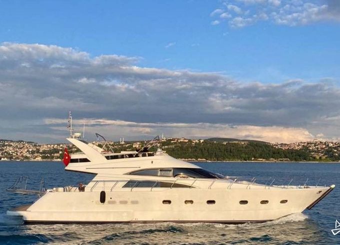 Custom Made Motoryacht