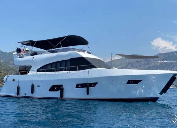 Custom Made Motoryacht