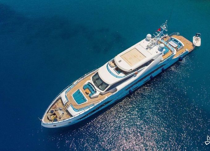 Custom Made Motoryacht