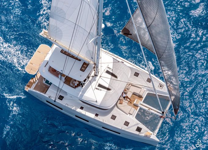 Lagoon 55