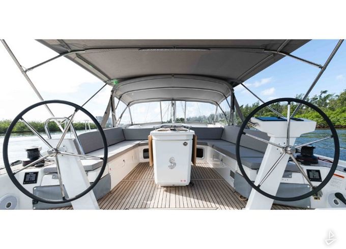 Beneteau Oceanis 51.1