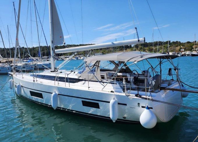 Bavaria C45 Style