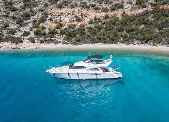 Custom Made Motoryacht