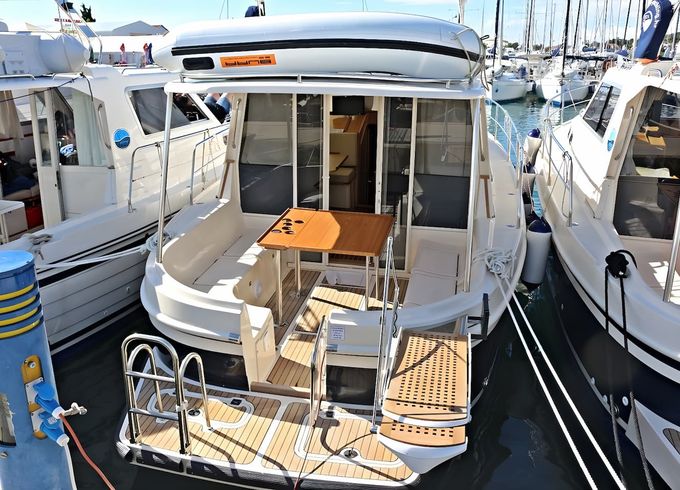 Adria 1002V