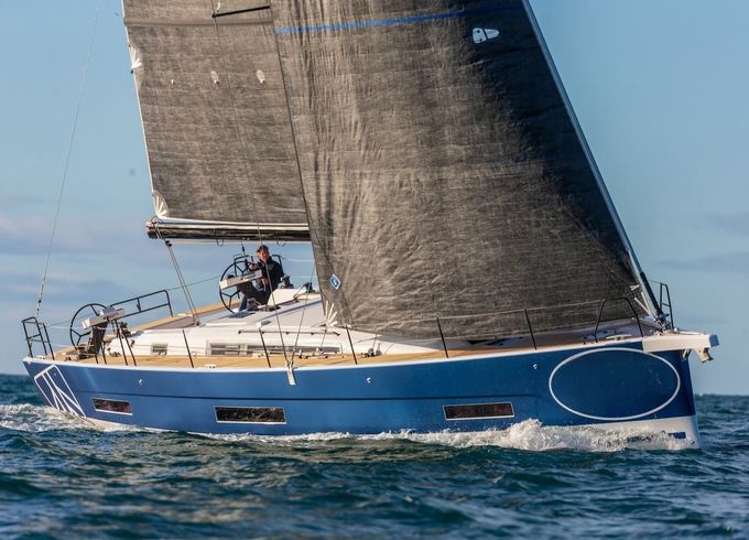Dufour 530