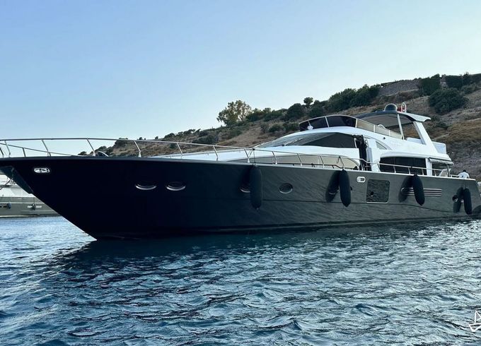 Custom Made Motoryacht