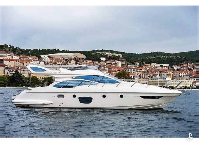 Azimut 47 Fly