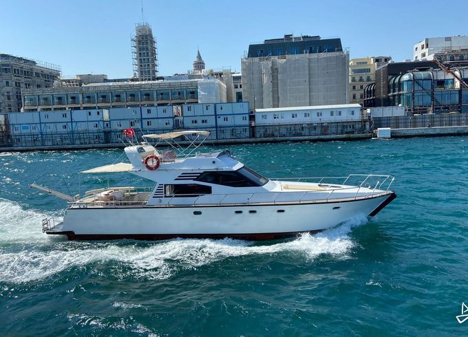 Custom Made Motoryacht