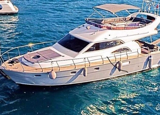 Custom Made Motoryacht