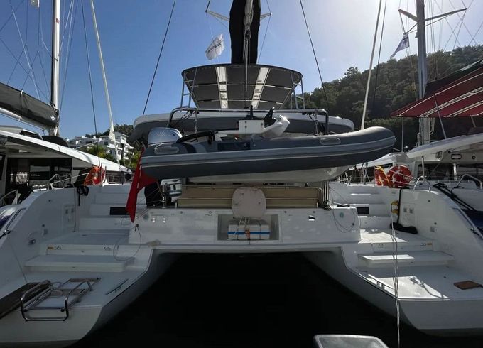 Lagoon 46