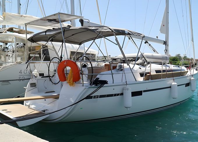 Bavaria 37 Cruiser