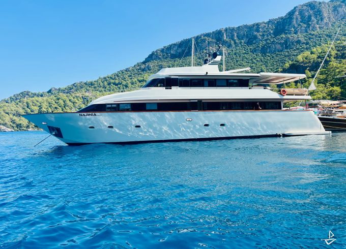 Custom Made Motoryacht