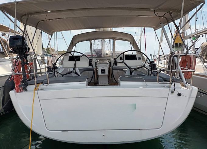 Hanse 458