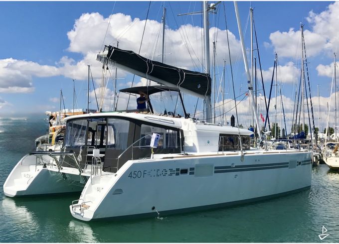 Lagoon 450F