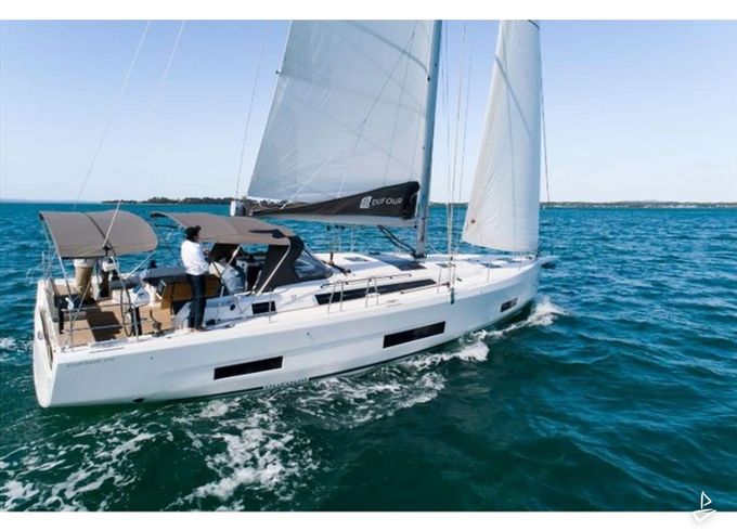 Dufour 470