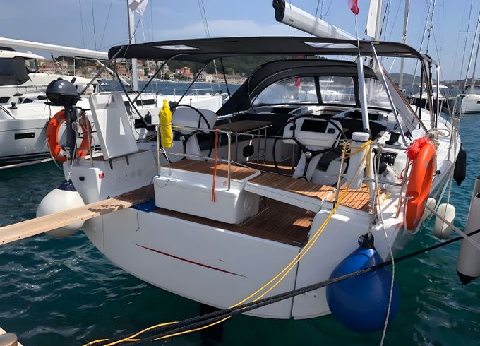 Hanse 508