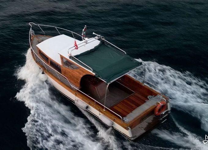 Custom Made Motoryacht