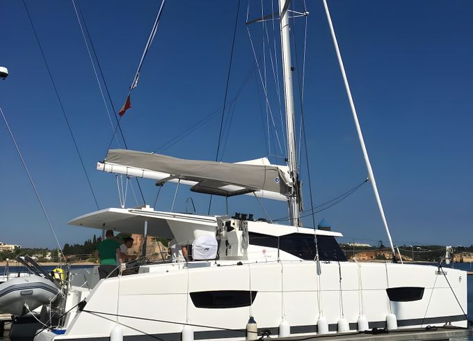 Fountaine Pajot Lucia 40