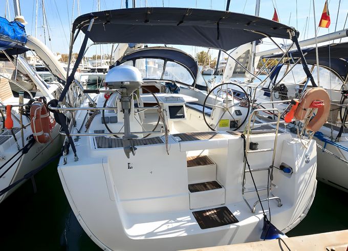 Beneteau Oceanis 43
