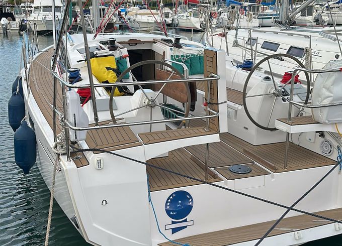 Northman Maxus 35