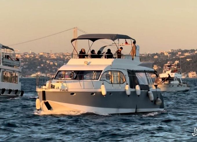 Custom Made Motoryacht