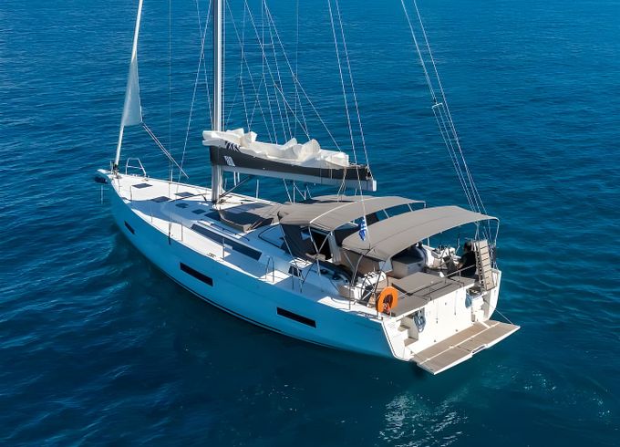 Dufour 530