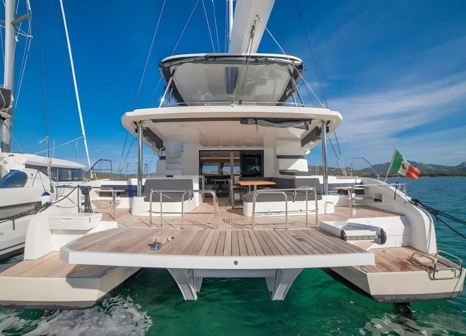Lagoon 55
