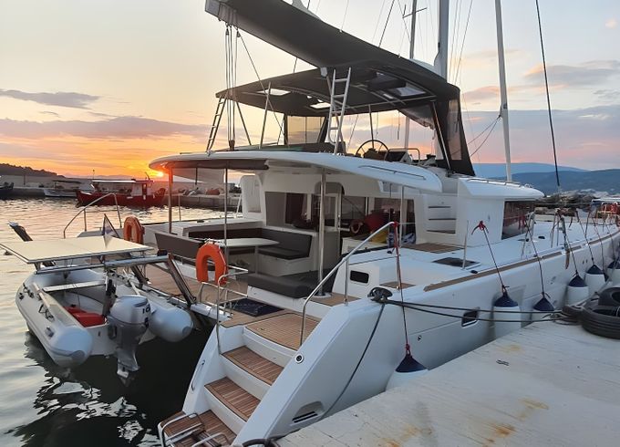 Lagoon 450F