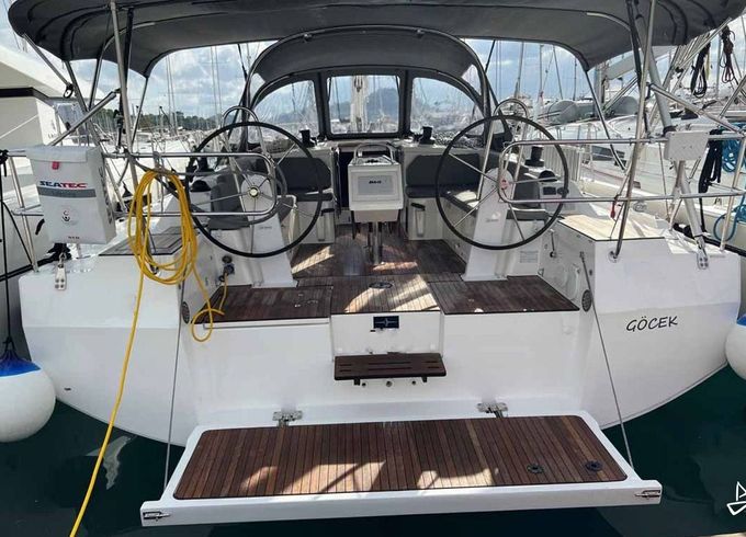 Bavaria 42 Cruiser