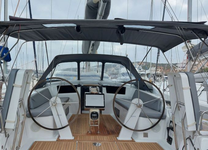 Hanse 418